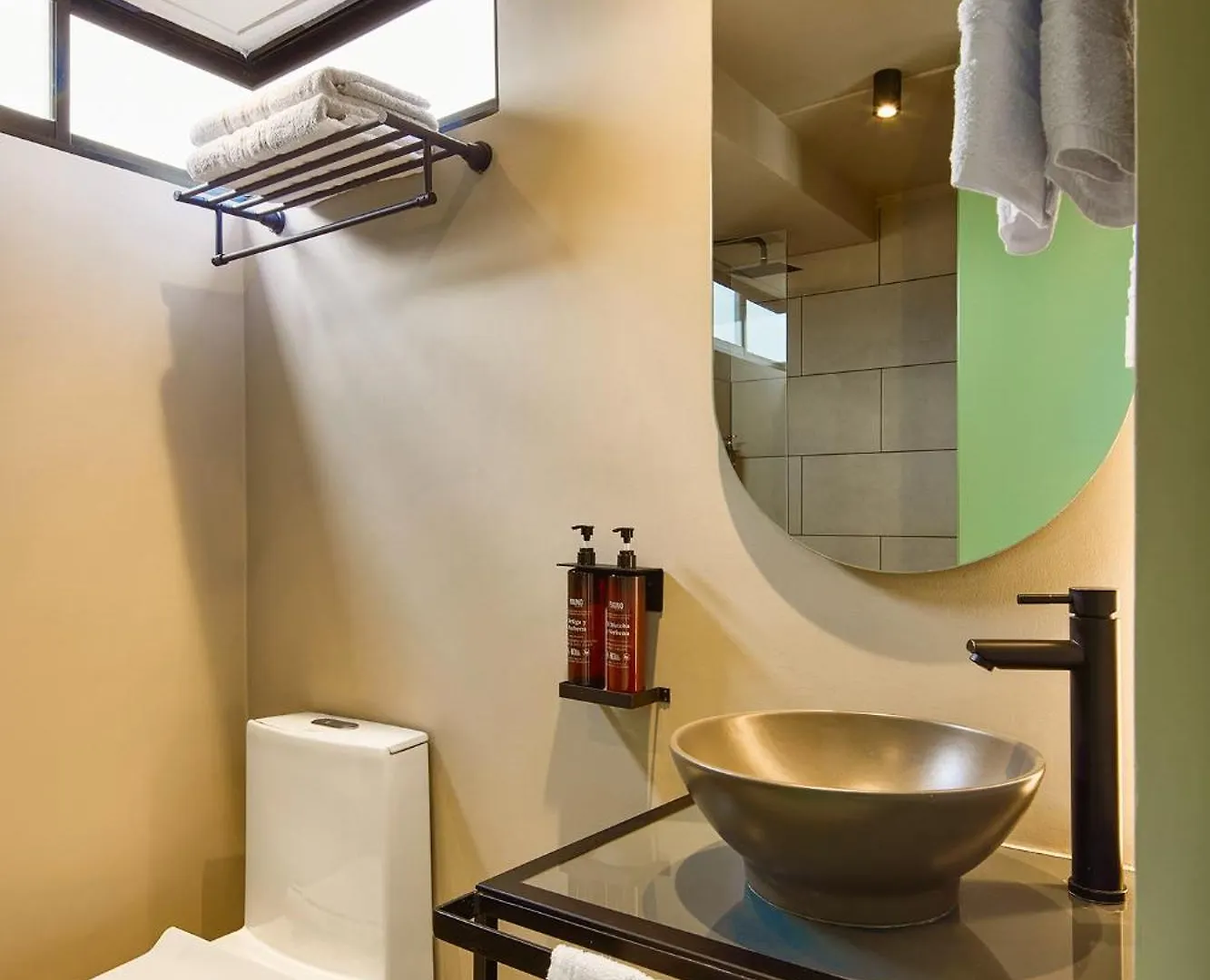 Hotel Urbit Social Lofts Medellín