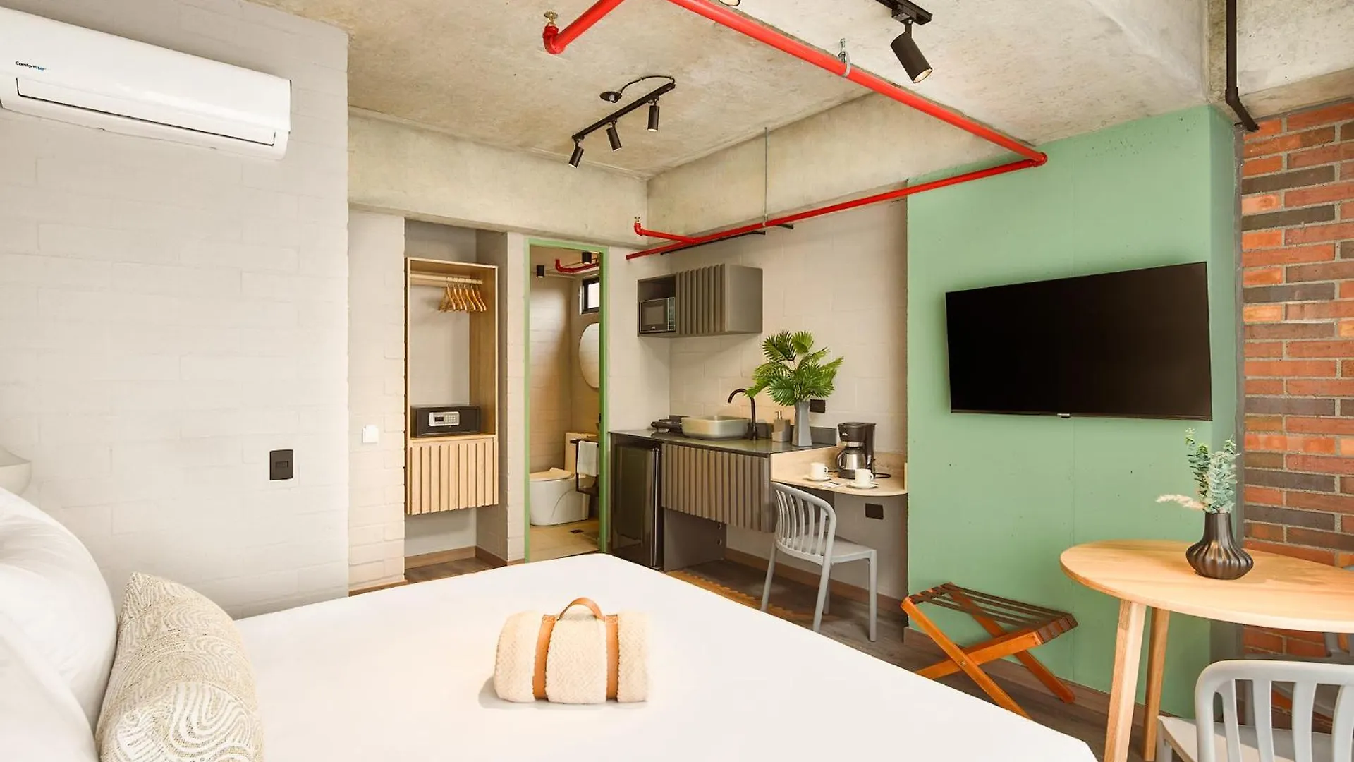 Urbit Social Lofts Hotel Medellin 4*,  Colombia